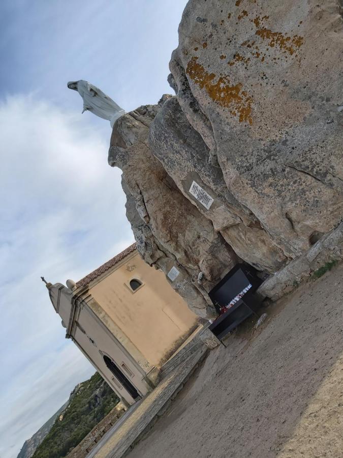residence caroline calvi direct plage Exterior foto